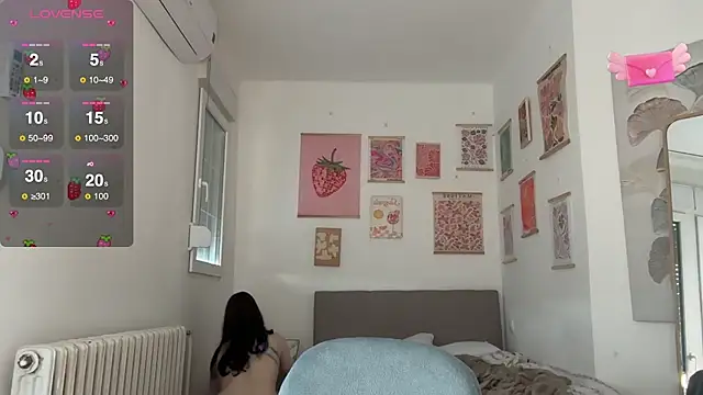 Jessasmith online show from April 18, 4:44 pm