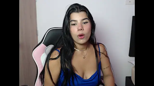 MayaScott11 online show from September 13, 1:00 pm