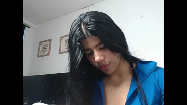 Snapshot of MayaScott11 chatting on May 22, 9:31 pm MayaScott11 online show from May 22, 9:31 pm