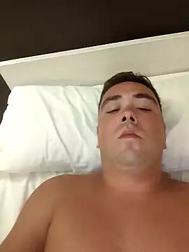 Garciadiogo69 online show from September 12, 7:47 pm
