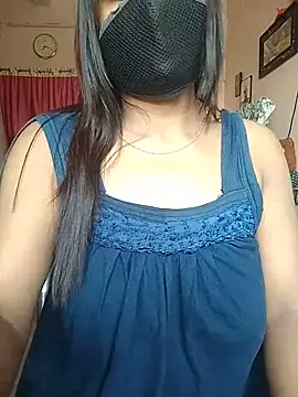 Snapshot of Bengalibeauty96 chatting on May 13, 1:47 am Bengalibeauty96 online show from May 13, 1:47 am