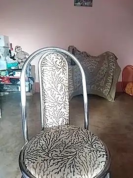 Snapshot of Bengalibeauty96 chatting on May 15, 1:01 am Bengalibeauty96 online show from May 15, 1:01 am