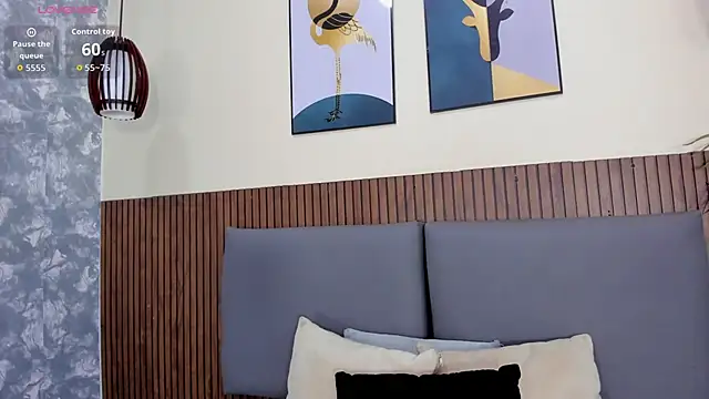 EmillyHarper  online show from December 23, 4:32 am