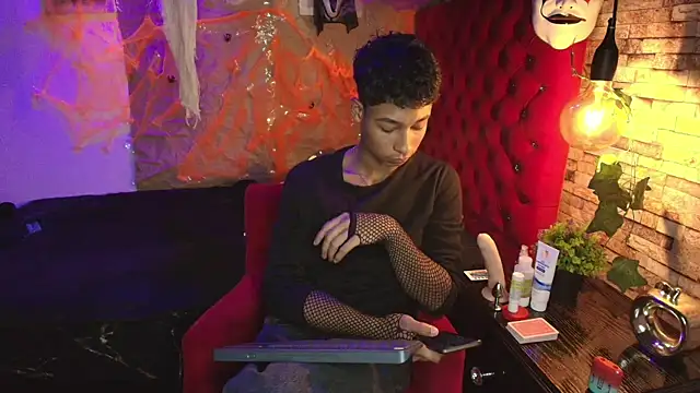 CoffeNaughty nom online show from November 4, 3:49 am