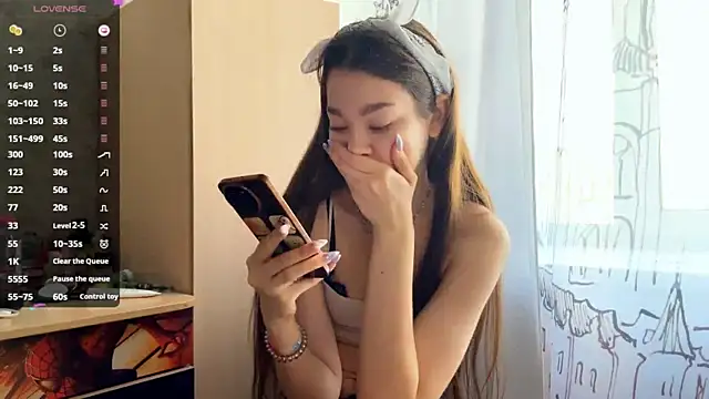 Cuteviola online show from April 10, 12:27 am