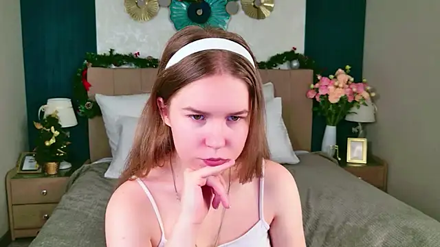 Alida Brice online show from December 21, 5:47 am