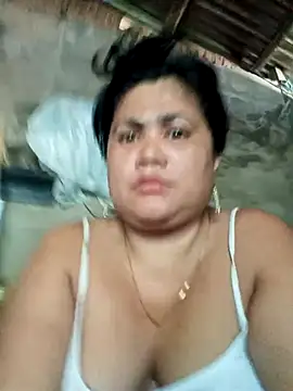 Snapshot of slutty_pinay12 chatting on June 8, 7:31 am slutty pinay12 online show from June 8, 7:31 am