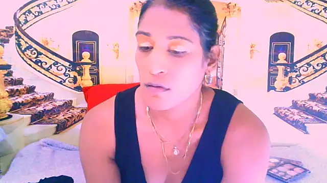Snapshot of IndianSexcSmyle chatting on April 22, 4:41 pm IndianSexcSmyle online show from April 22, 4:41 pm