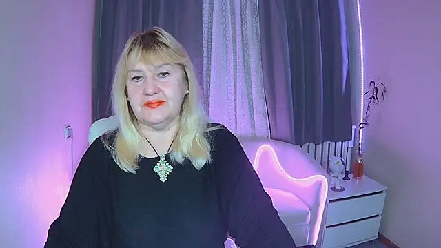 EmmaEllison online show from November 14, 6:56 am