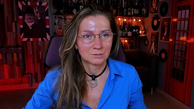 Snapshot of UmaSpace chatting on September 15, 1:11 pm UmaSpace online show from September 15, 1:11 pm