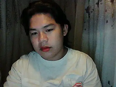 Huntrix2025 online show from November 14, 6:50 pm