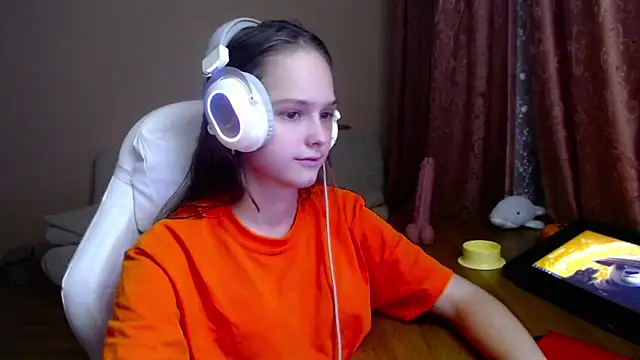 SharybbFace online show from October 15, 3:12 pm