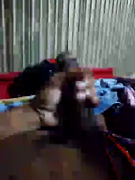 Snapshot of MadForU chatting on October 23, 8:18 pm MadForU online show from October 23, 8:18 pm