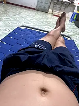 Snapshot of vila25cm chatting on October 28, 1:58 pm vila25cm online show from October 28, 1:58 pm