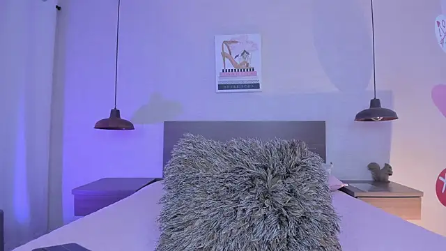 cloehill  online show from February 16, 12:23 pm