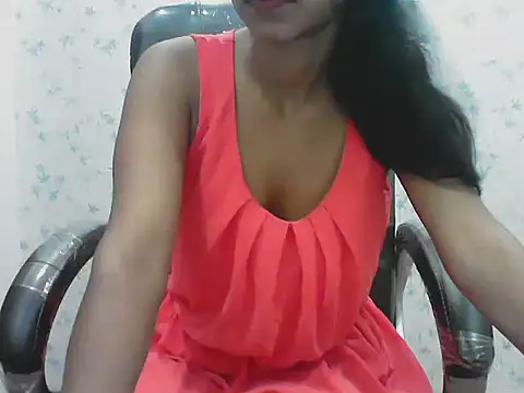 Snapshot of short_girl_ chatting on May 23, 4:44 pm short girl online show from May 23, 4:44 pm