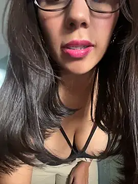 Snapshot of Nicol_X chatting on May 19, 3:29 pm Nicol X online show from May 19, 3:29 pm
