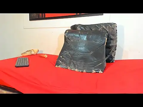 valeriapinkxx online show from November 5, 8:20 pm