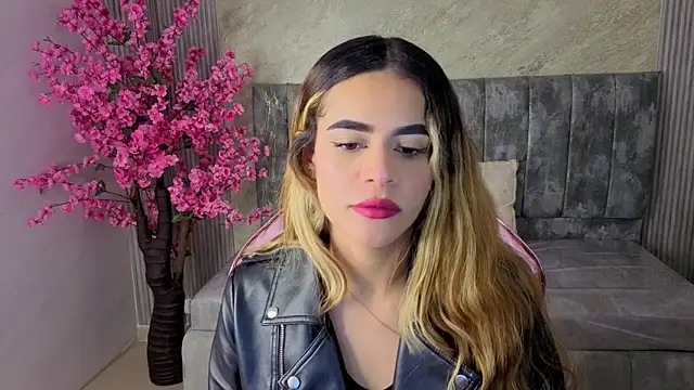 lilith4 s online show from October 24, 8:05 pm