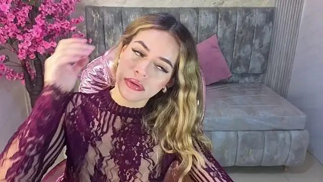 lilith4 s online show from November 25, 1:11 pm