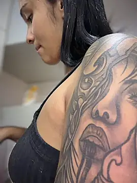 Isabella-Teen online show from March 27, 1:22 am