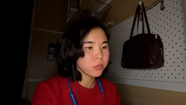 Snapshot of JennyCarpenter chatting on April 21, 10:10 am JennyCarpenter online show from April 21, 10:10 am