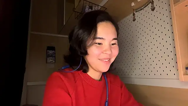 Snapshot of JennyCarpenter chatting on April 24, 9:23 am JennyCarpenter online show from April 24, 9:23 am