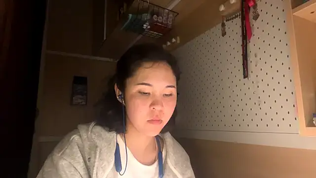 Snapshot of JennyCarpenter chatting on May 4, 10:17 pm JennyCarpenter online show from May 4, 10:17 pm