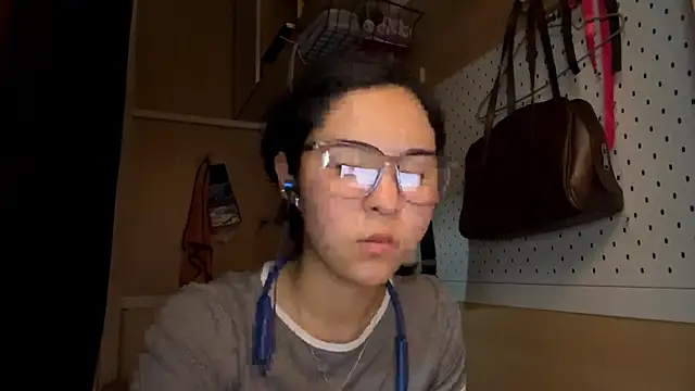 Snapshot of JennyCarpenter chatting on May 12, 9:39 am JennyCarpenter online show from May 12, 9:39 am