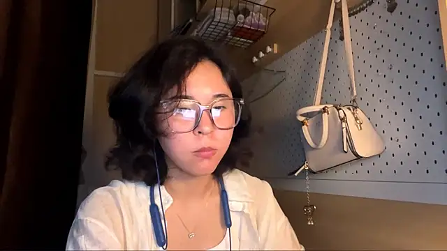 Snapshot of JennyCarpenter chatting on May 19, 10:43 am JennyCarpenter online show from May 19, 10:43 am