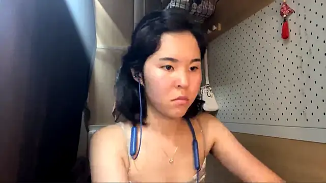 Snapshot of JennyCarpenter chatting on June 1, 11:01 am JennyCarpenter online show from June 1, 11:01 am