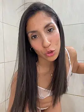 MaddyX   online show from October 2, 7:10 pm