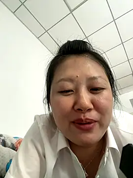 feifei1234 online show from October 17, 4:37 am
