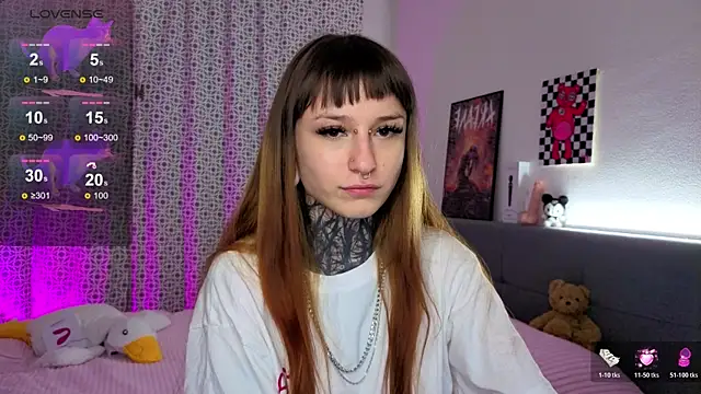 LilithPoison online show from December 17, 6:36 pm