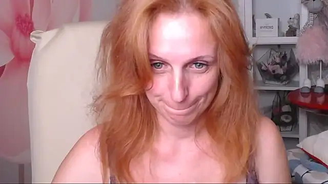 Snapshot of Venus_love1 chatting on July 22, 5:27 pm Venus love1 online show from July 22, 5:27 pm