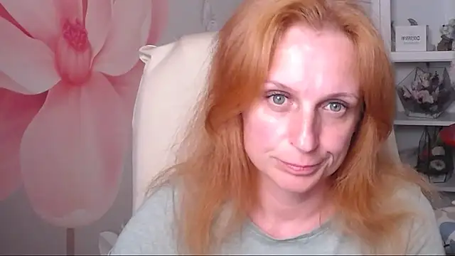 Snapshot of Venus_love1 chatting on July 24, 4:38 pm Venus love1 online show from July 24, 4:38 pm