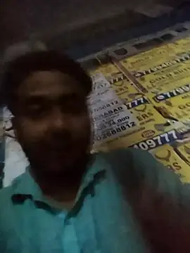 Snapshot of ndon63421 chatting on May 5, 7:33 pm ndon63421 online show from May 5, 7:33 pm
