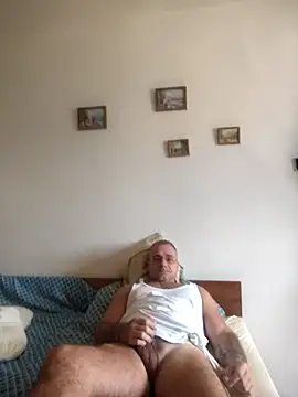 chcem1975 online show from September 17, 9:00 am