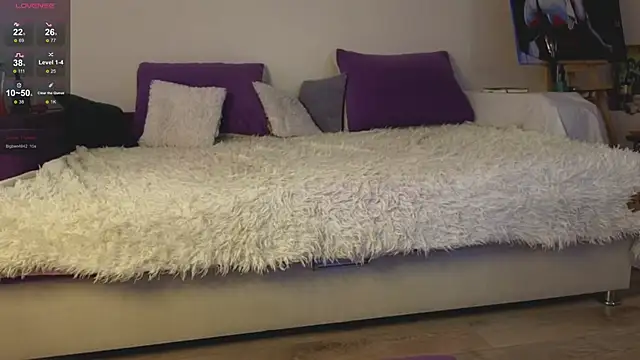 Gentle Ariel online show from March 12, 3:01 am