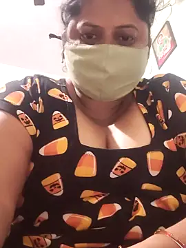 Mmm143 online show from April 2, 8:06 pm