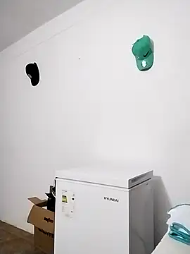 Snapshot of Alex_man23 chatting on September 26, 3:10 am Alex man23 online show from September 26, 3:10 am