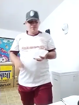 Snapshot of Alex_man23 chatting on October 22, 5:30 am Alex man23 online show from October 22, 5:30 am