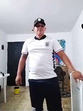 Snapshot of Alex_man23 chatting on October 24, 1:46 am Alex man23 online show from October 24, 1:46 am