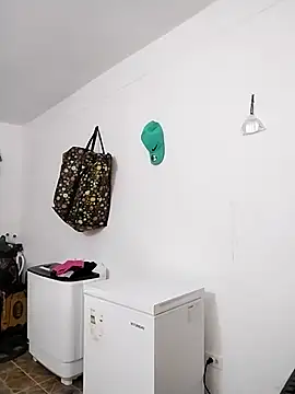 Snapshot of Alex_man23 chatting on December 3, 3:10 pm Alex man23 online show from December 3, 3:10 pm