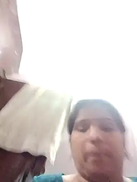 aliya-jaan71 online show from October 27, 4:16 am