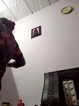 aliya-jaan71 online show from January 8, 2:52 pm