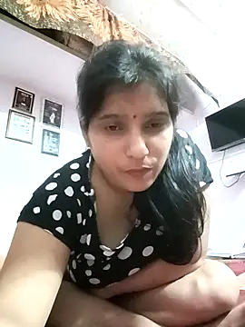Snapshot of aliya-jaan71 chatting on April 30, 8:57 pm aliya-jaan71 online show from April 30, 8:57 pm