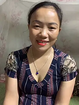 Snapshot of _losrt_cherry_ chatting on October 6, 2:25 pm losrt cherry online show from October 6, 2:25 pm
