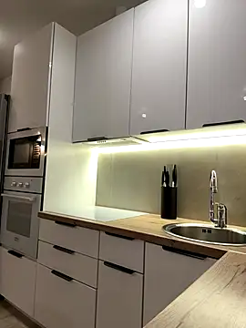 FriendlyFire 18 online show from November 21, 7:56 pm