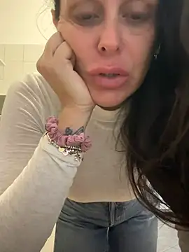 ainaht online show from March 31, 7:42 am